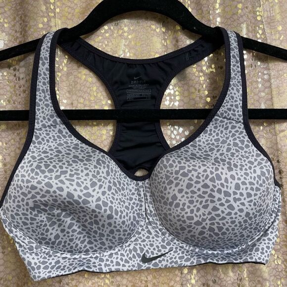 Nike DRI FIT Training Padded Gray Leopard Racer Back Sports Bra 32C - Picture 1 of 4